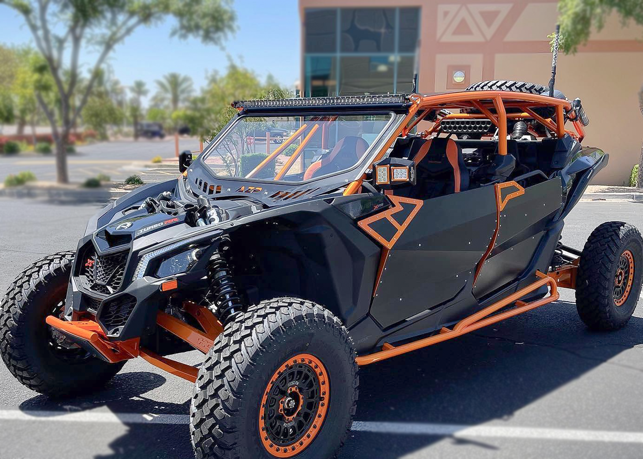 Performance Meets Personal Style in MB2 Can-Am UTV Seats